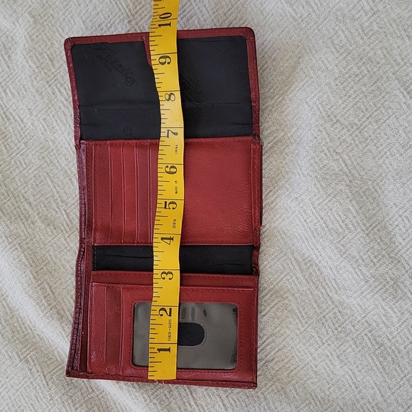Fossil red wallet - Picture 7 of 7
